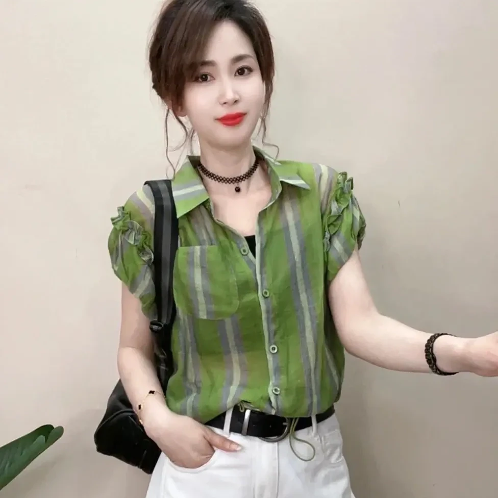 翻领短袖衬衫女2025夏季新款休闲时尚洋气减龄防晒宽松上衣雪纺