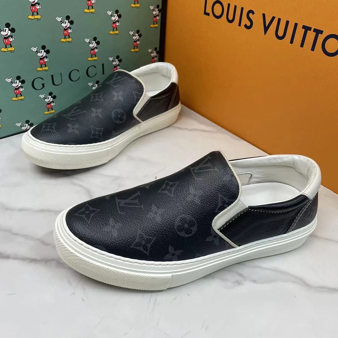 LouisVuitton/路易威登黑色老花满印时尚百搭一脚蹬/40.5码/95新