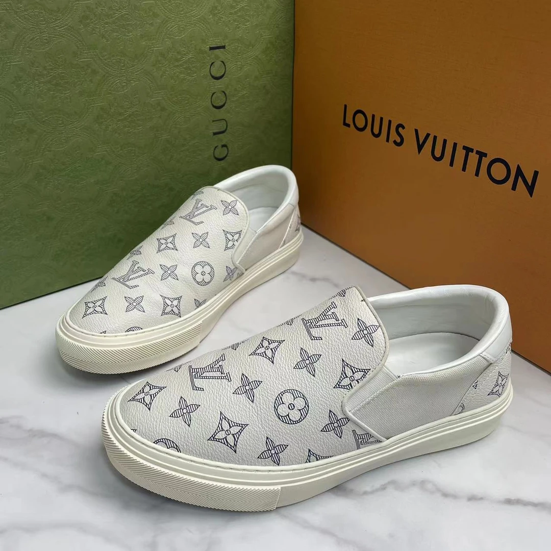 LouisVuitton/路易威登白色老花休闲平底一脚蹬/欧码40/95新