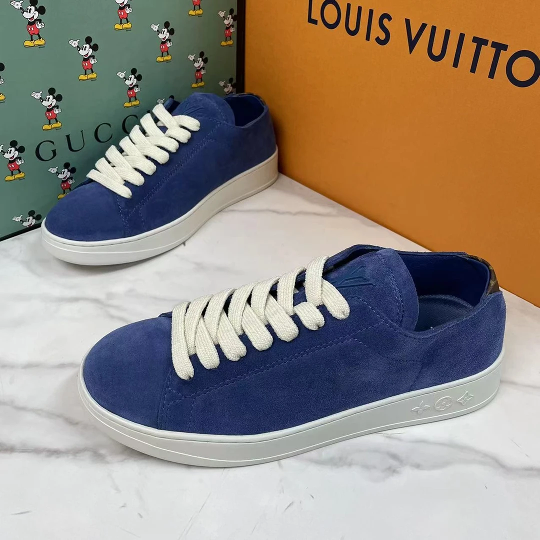 LouisVuitton/路易威登蓝色麂皮面时尚百搭休闲板鞋/欧码40/全新