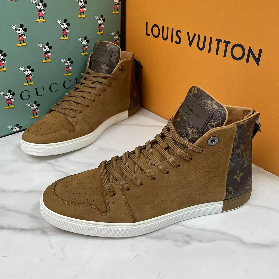 LouisVuitton/路易威登棕色高帮麂皮后跟老花男士板鞋41.5码/98新