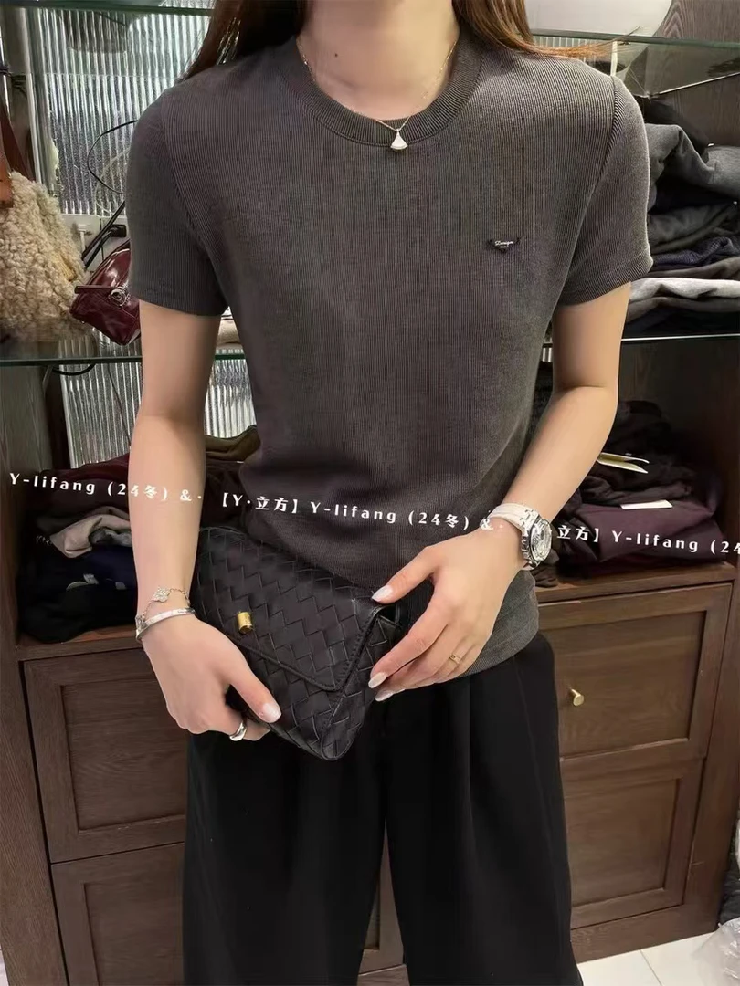 （肉总）韩版时尚简约三角形上衣