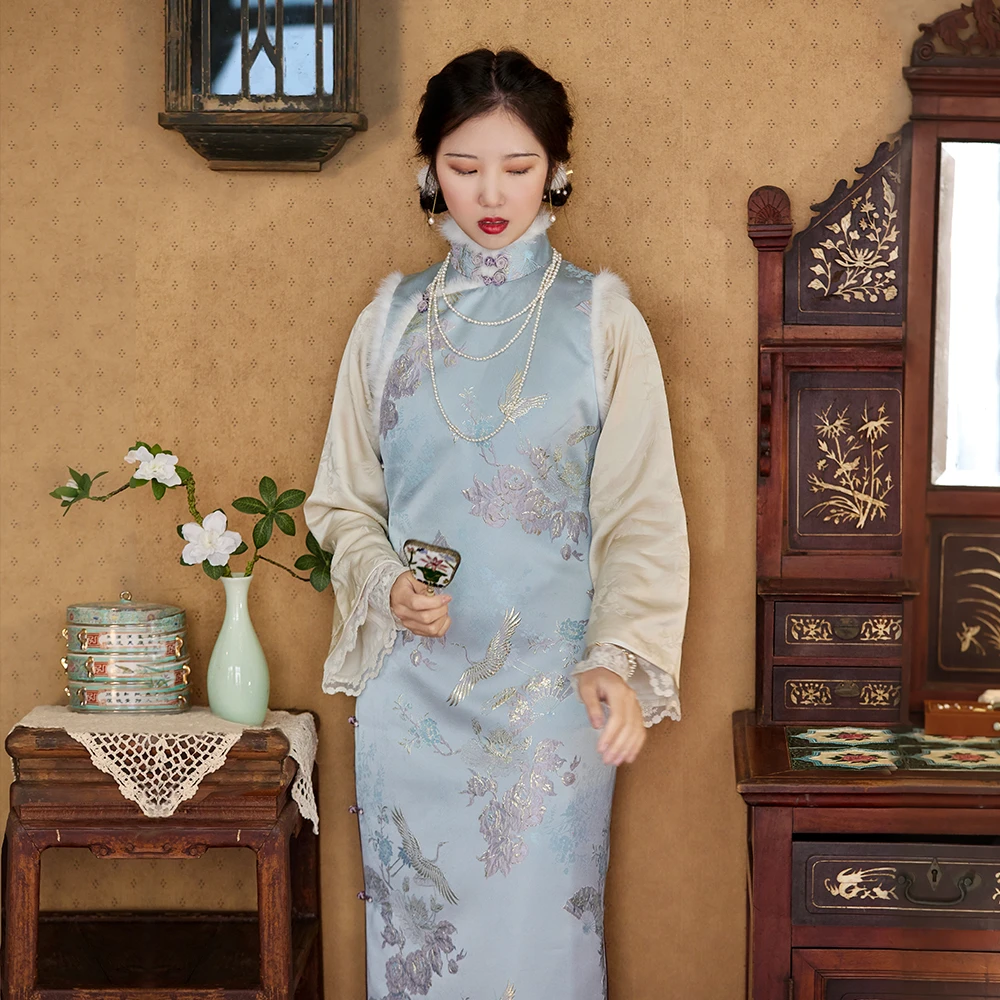 一枝春雪 top ulara 秋冬提花夹棉少女长款全开毛领旗袍背心马甲