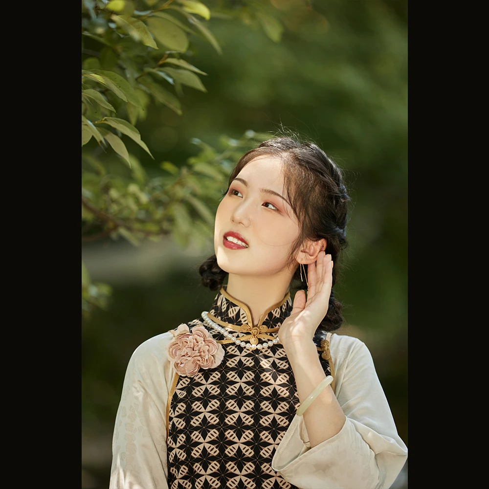 錦绣 top ulara 秋款大小姐背带拼色人丝倒大袖古法无省全开旗袍