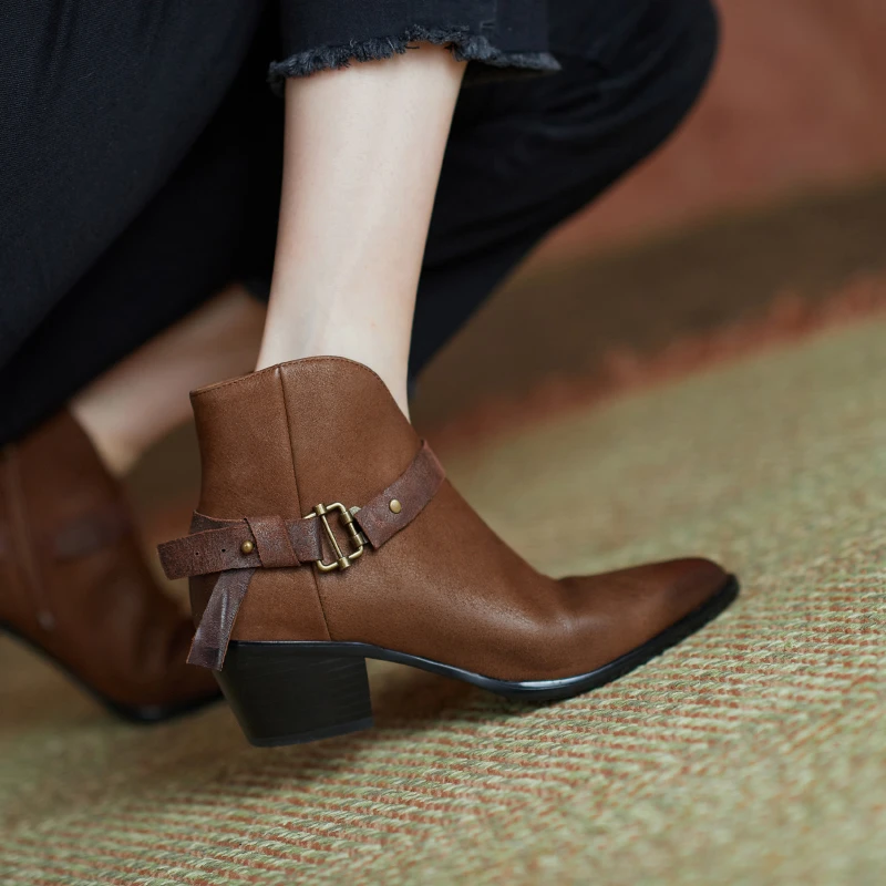 跟高5.5厘米/雅丹风手工真皮女靴及踝靴复古风气质尖头粗跟短靴子