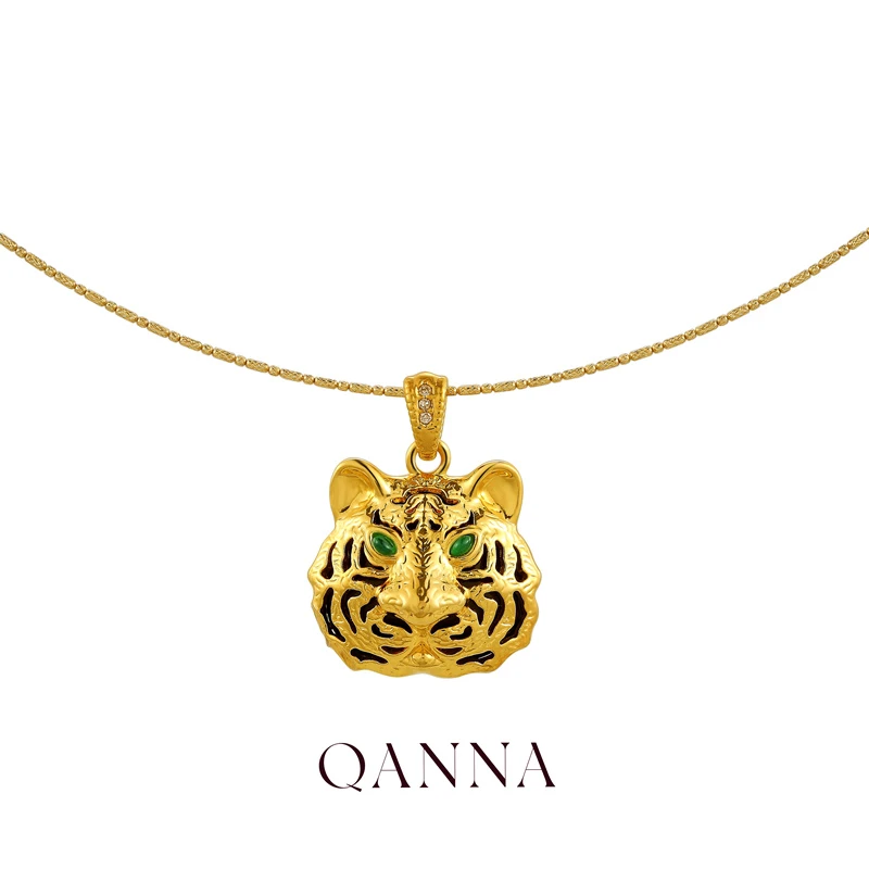 QANNA【虎耀宙斯】18K金虎年吉祥物虎虎生威老虎头钻石吊坠不含链BC