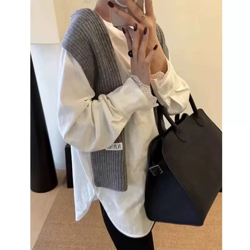 圆领T恤女2025春季新款韩版时尚蕾丝拼接宽松百搭开叉设计感内搭