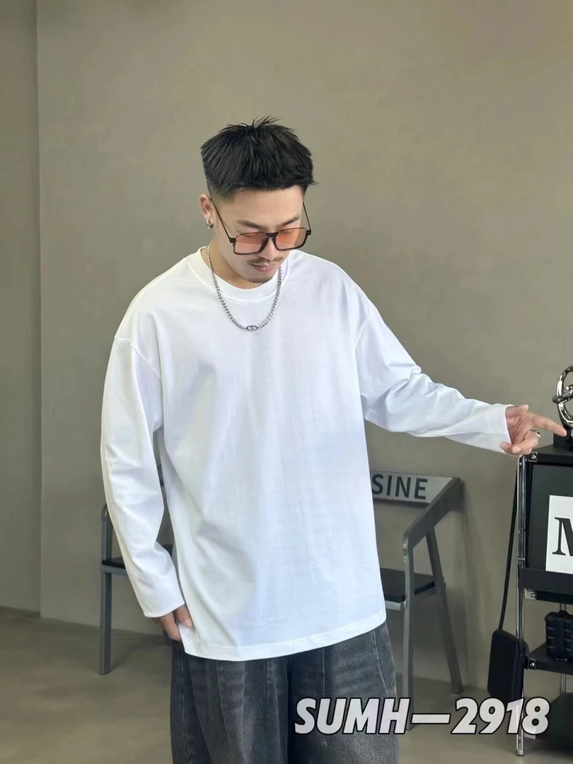 秋季新品简单百搭打底单穿长袖男生必备（260克）