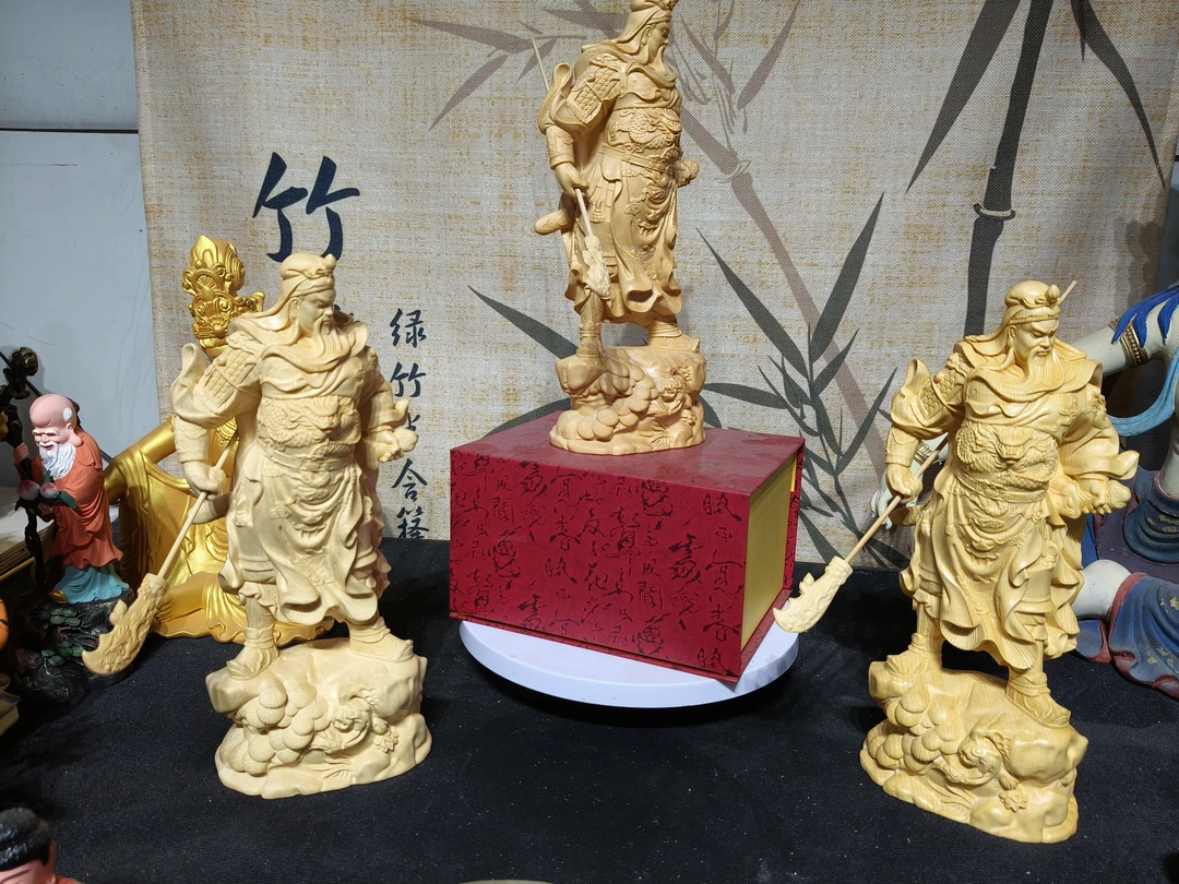 桧木香樟木黄杨木雕关公摆件实木雕刻武财神关羽家居客厅装饰品