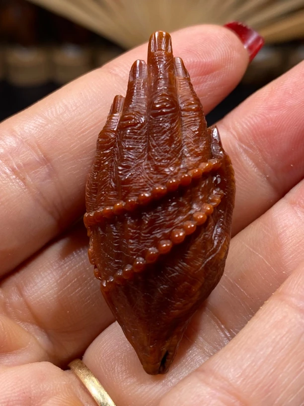 橄榄核手工雕刻佛手，2.1×4.6，冬华本工