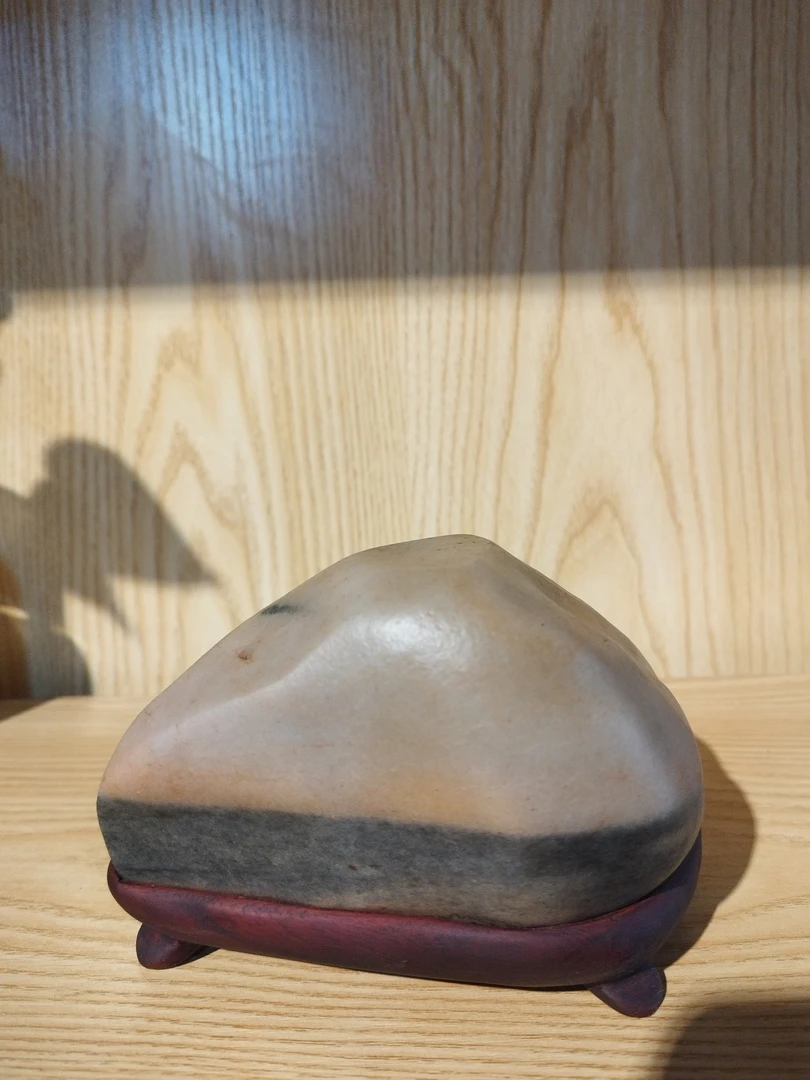 新疆精品彩玉摆件