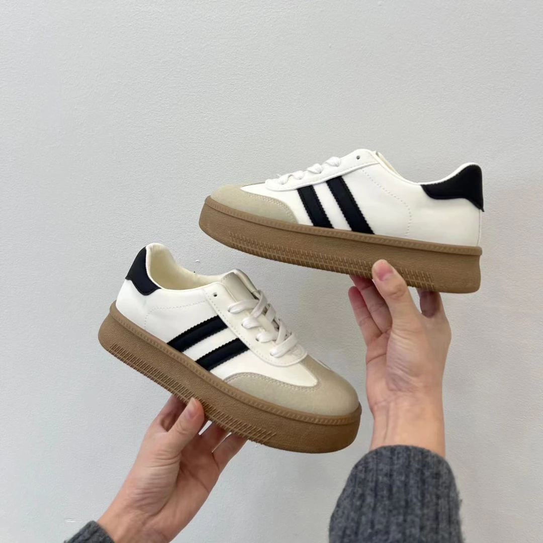 A081低帮米色德训面包鞋板鞋7766