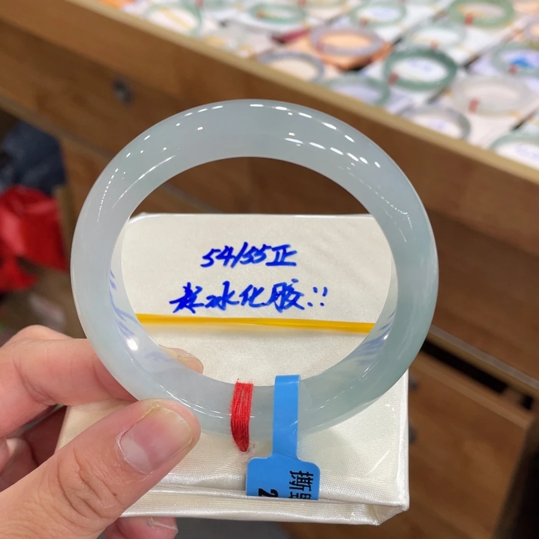 翡翠手镯未镶嵌緬甸翡翠天然翡翠