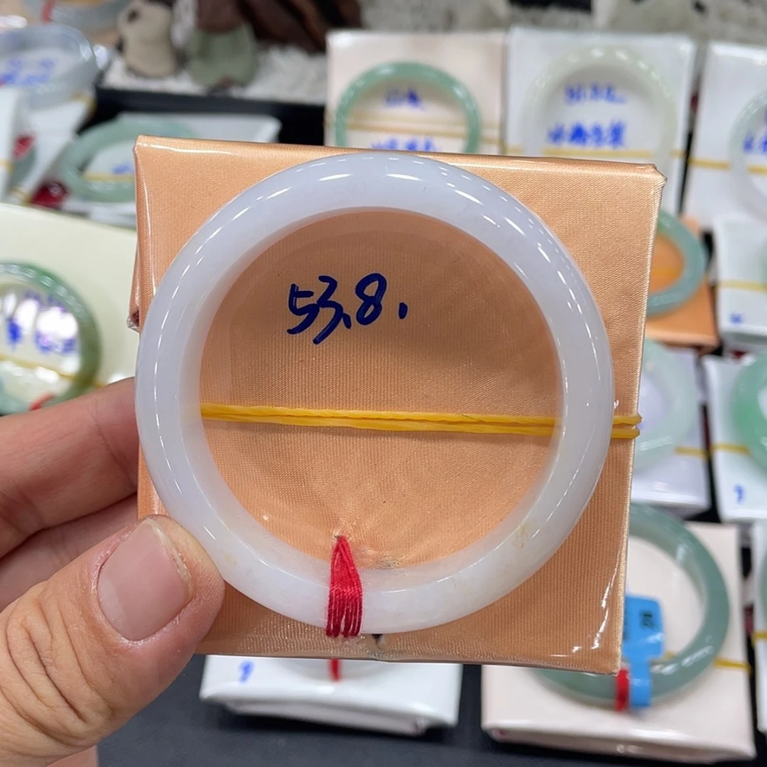 【闪购商品】翡翠手镯未镶嵌?****?