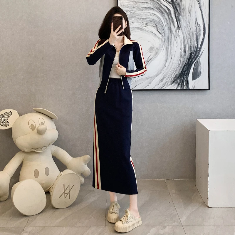 欧货时尚运动套装女2024春秋新款洋气炸街设计感开叉半身裙两件套