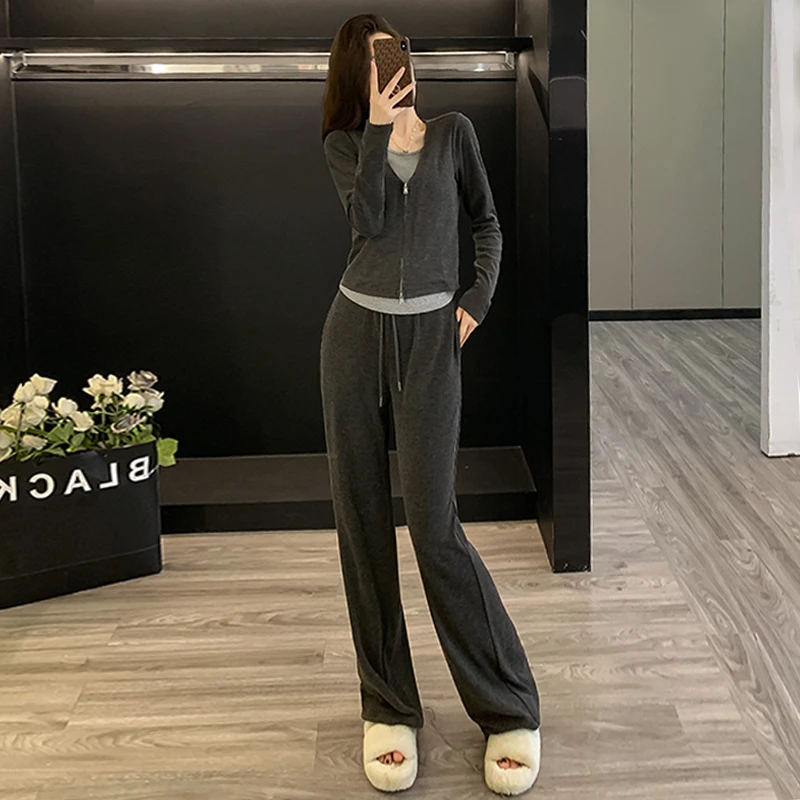 高级感灰色休闲运动套装女秋季时尚洋气减龄显瘦卫衣阔腿裤两件套