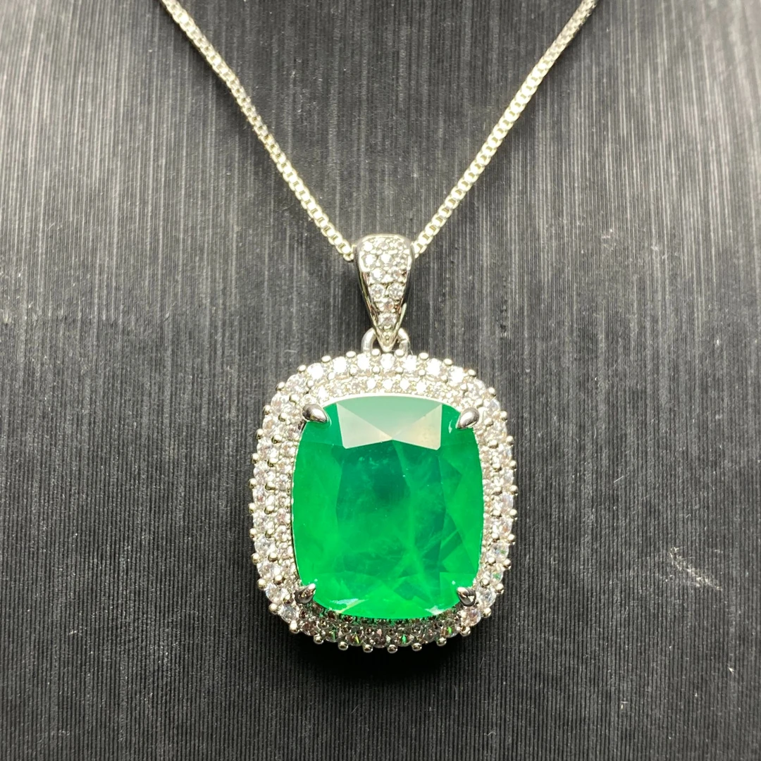 铜合金合成锆石吊坠 HD8S-88071绿吊坠轻奢时尚气质精美经典流行