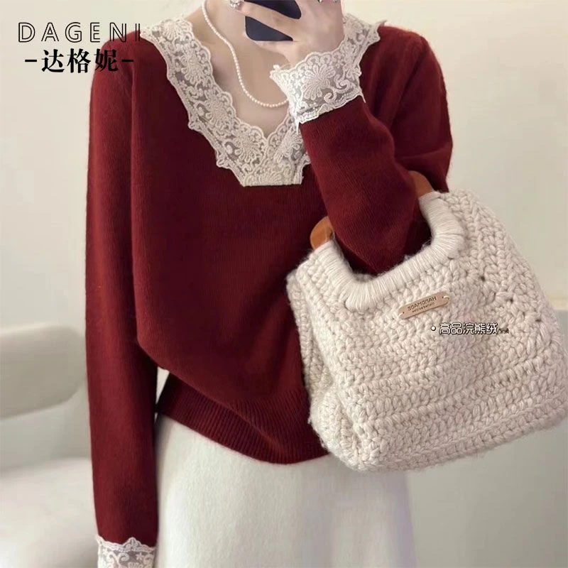 法式V领蕾丝拼接毛衣打底衫女内搭秋冬新款高级感气质长袖上衣女