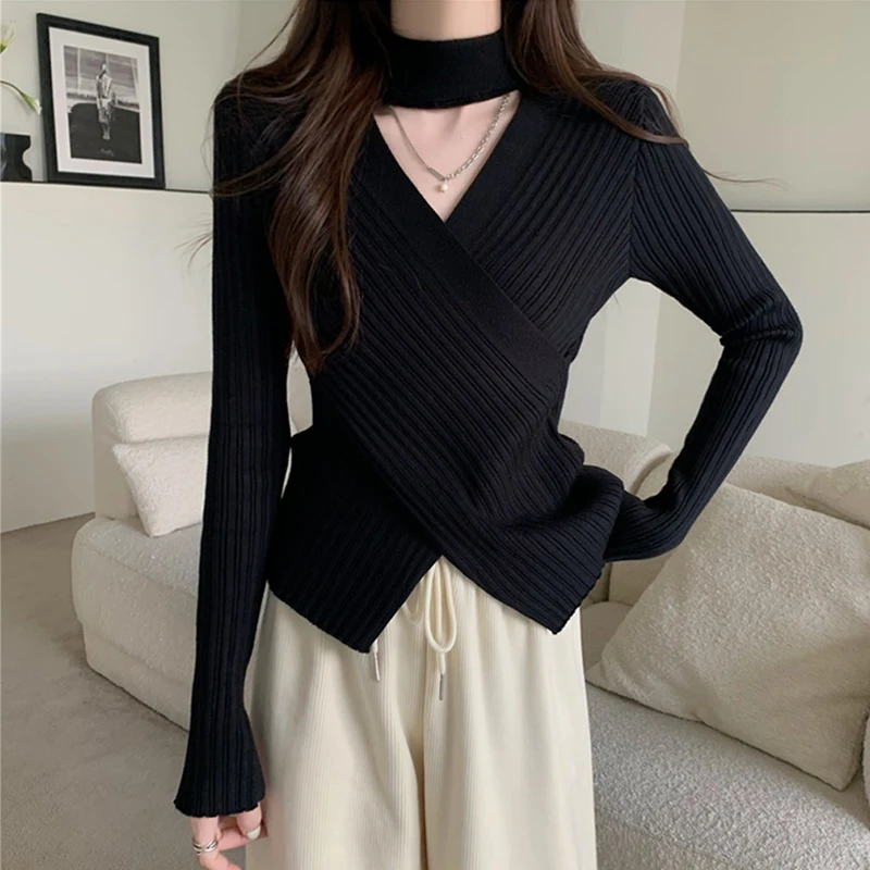 韩系挂脖镂空针织打底衫女秋季不规则内搭毛衣交叉设计感小众上衣