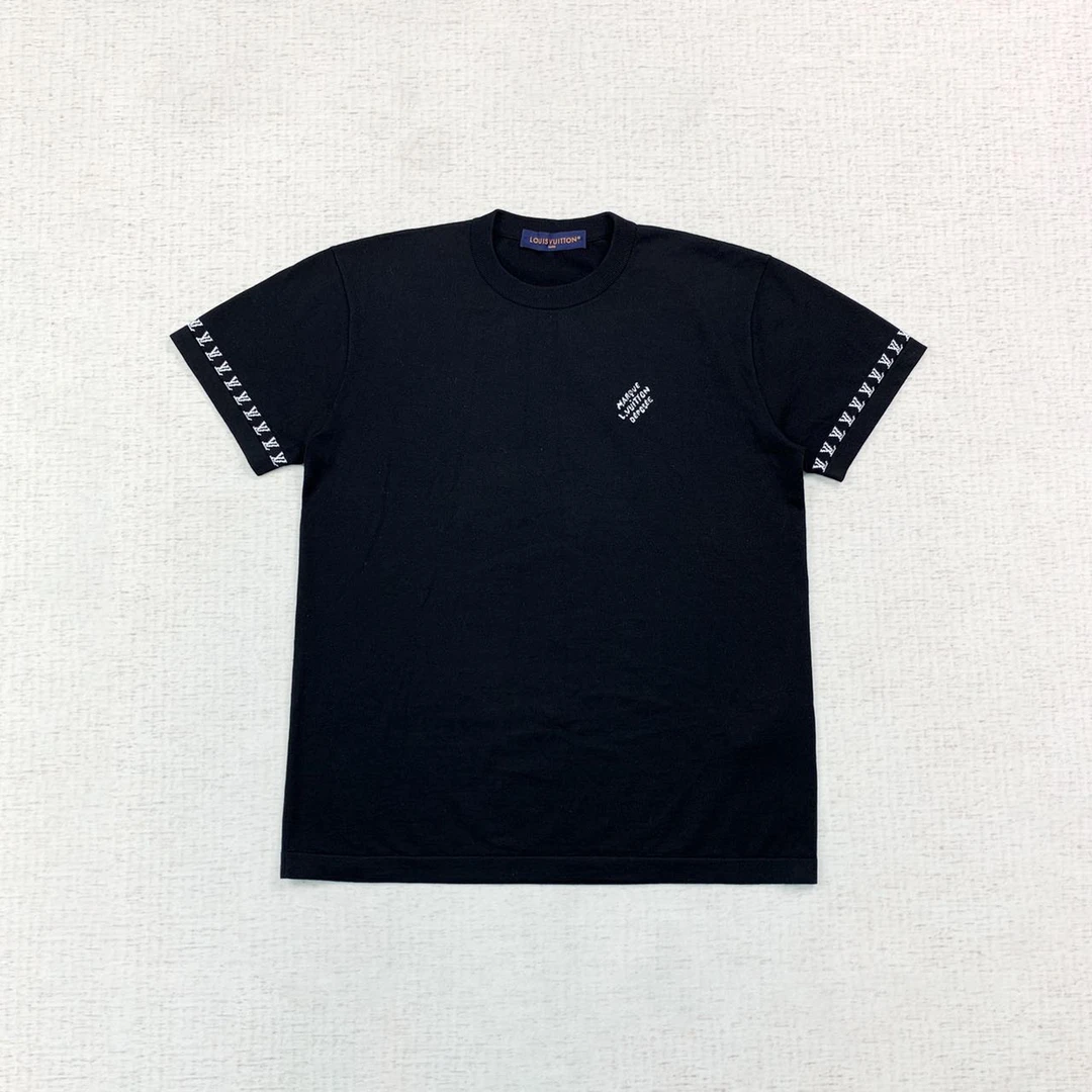 全新未使用  LOUIS VUITTON lv 经典logo针织短袖s码编码xb2897