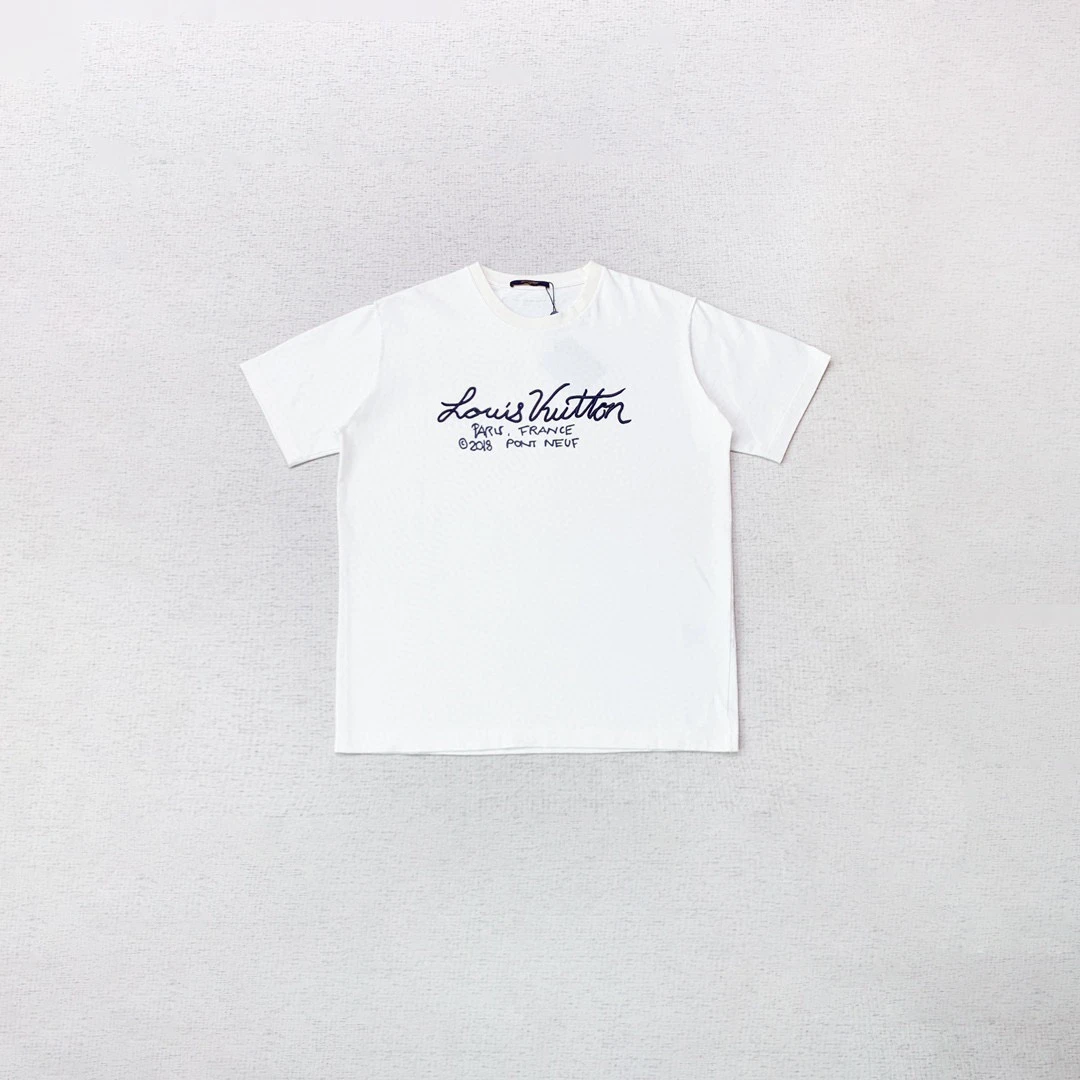 99新 lv louis vuitton 经典休闲白色印花短袖xl码编码xb0906