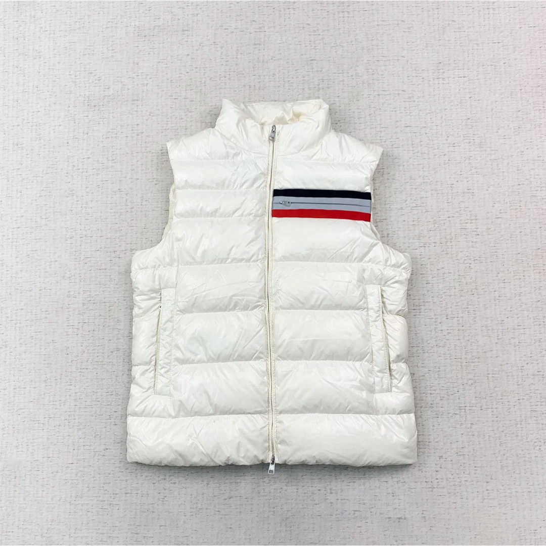 全新未使用  MONCLER 蒙口 拼色百搭马甲羽绒服4码编码xb2878