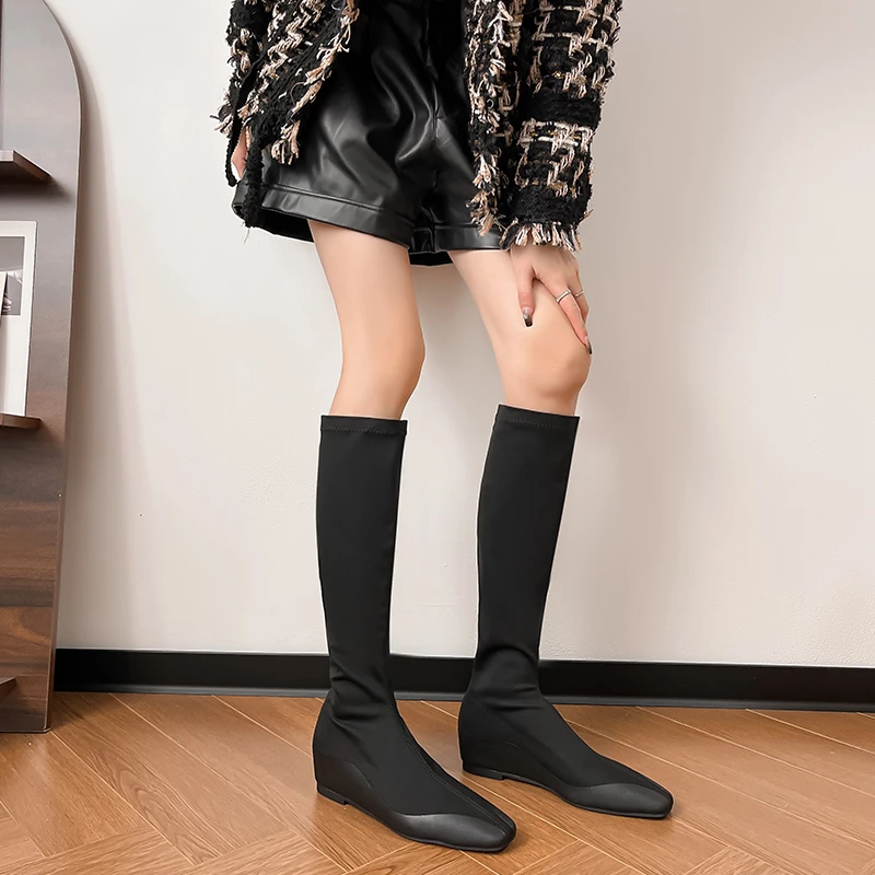 高定版~极简平底方头显瘦袜靴女row新款漫画腿弹力靴内增高长筒靴