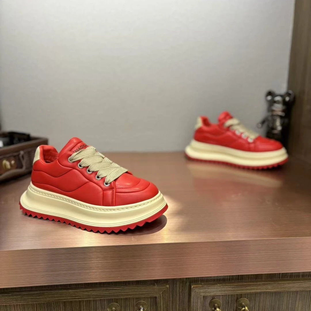 2024年冬季新款潮流百搭舒适轻便精致轻奢男士潮鞋