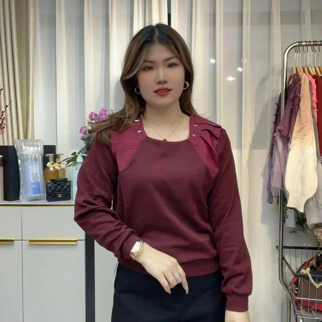 小鑫肝@秋款现货浮力重工方领花边小装饰气质百搭卫衣 5906