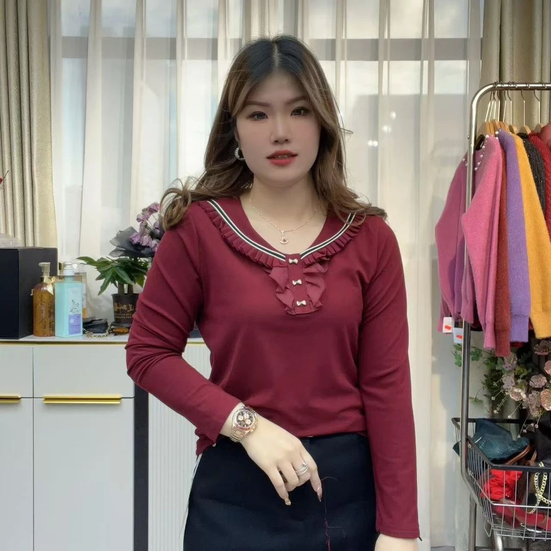 小鑫肝@现货浮力重工蕾丝花边拼色装饰气质百搭加绒长袖T恤 5933