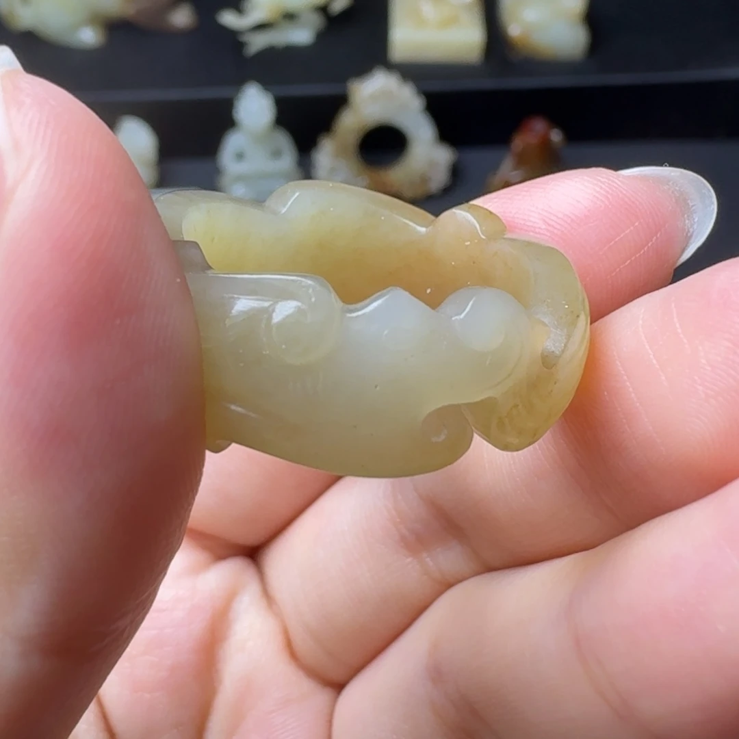 和田玉挂件未镶嵌詹***德