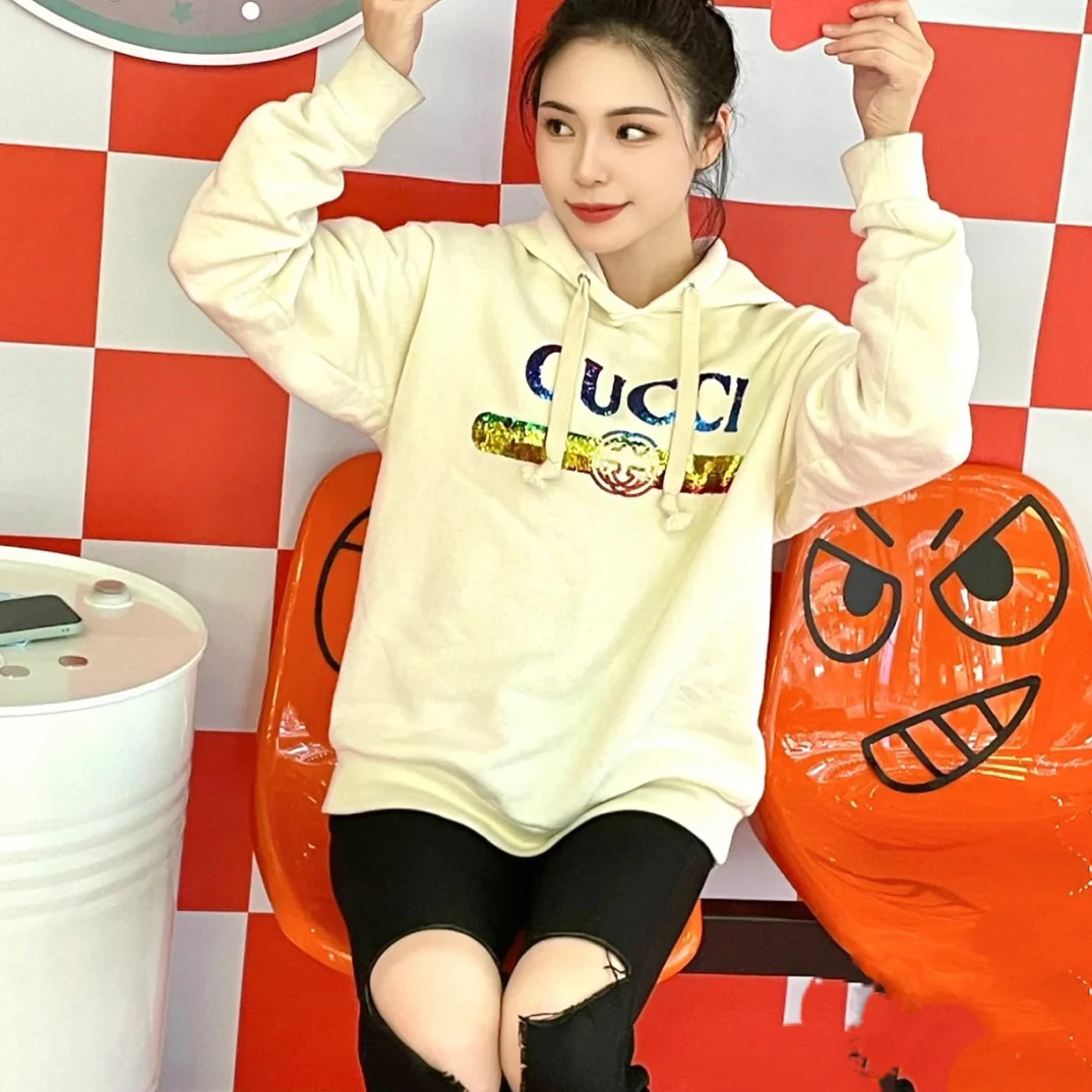 栎桃/古驰/95新/白色字母logo亮片卫衣/s码/公价11000