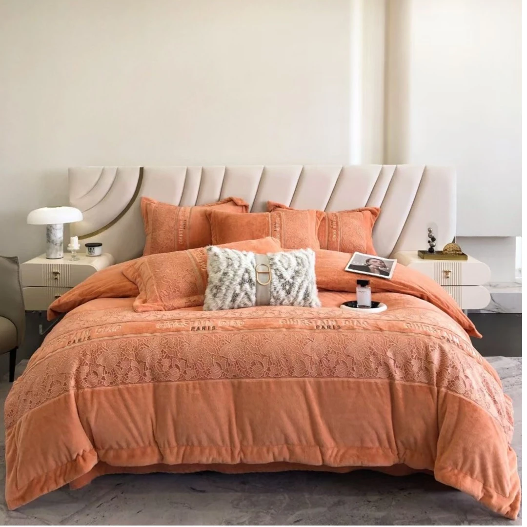 小雪糕同款高端牛奶绒轻奢法式蕾丝时尚刺绣柔暖纯色四件套翡冷翠