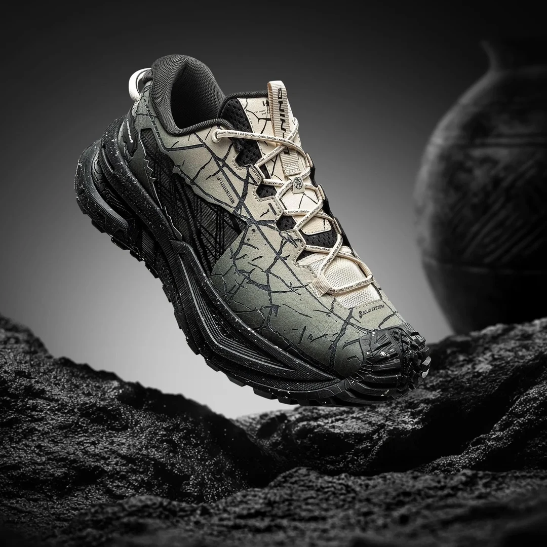 李宁CF溯行川陶瓷男女同款防泼水回弹户外徒步鞋AHTU025