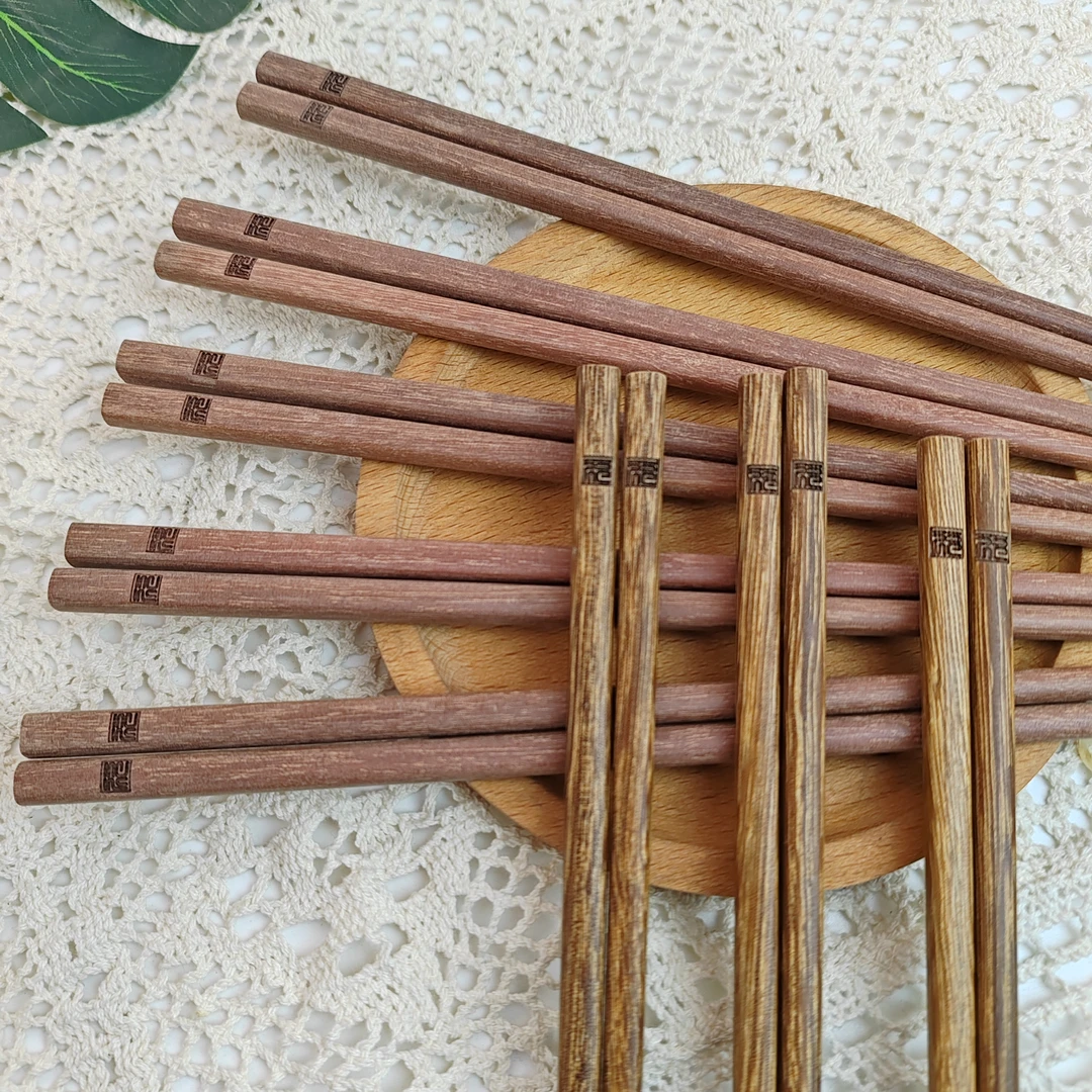 新款实木祈福雕刻筷子鸡翅木红檀木工艺筷无漆无蜡家庭分餐专用筷