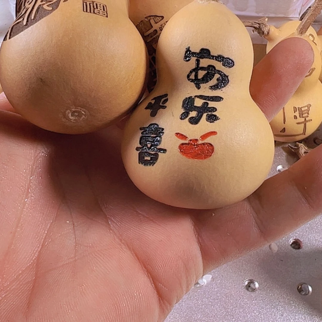 【闪购商品】天然葫芦凤*86