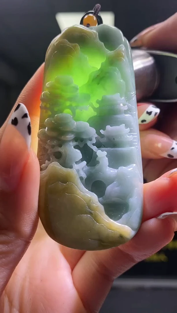 【闪购商品】翡翠颈饰未镶嵌天然翡翠A货w50