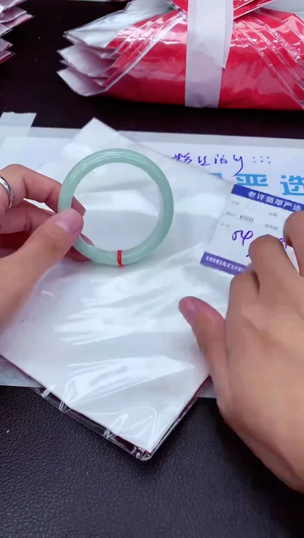 【闪购商品】翡翠手镯未镶嵌111111111111111