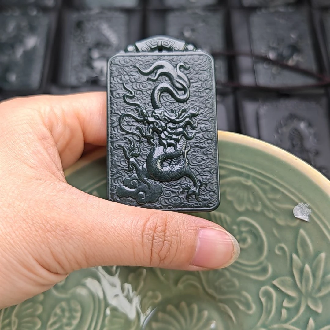 【闪购商品】和田青生肖龙