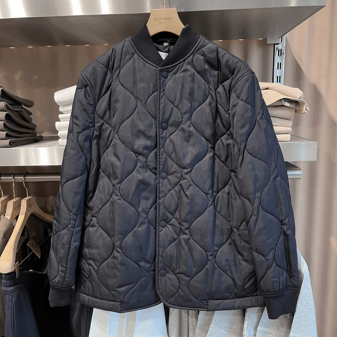 全新未使用 BURBERRY/博柏利 男士纯色绗缝格纹棉服 秋冬季