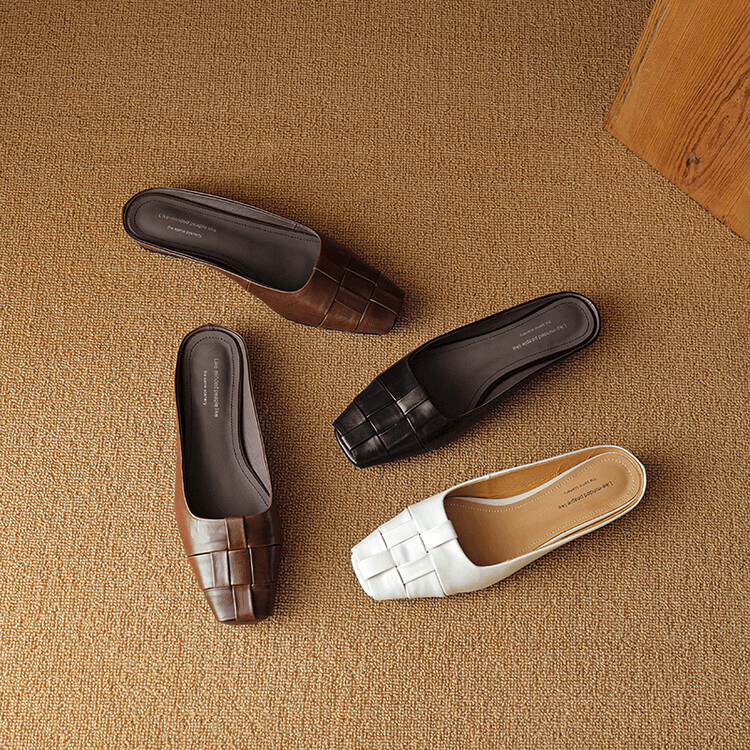 1.5CM粗跟/胎牛皮33-42大码夏季法式方头编制镂空软拍软底凉拖鞋