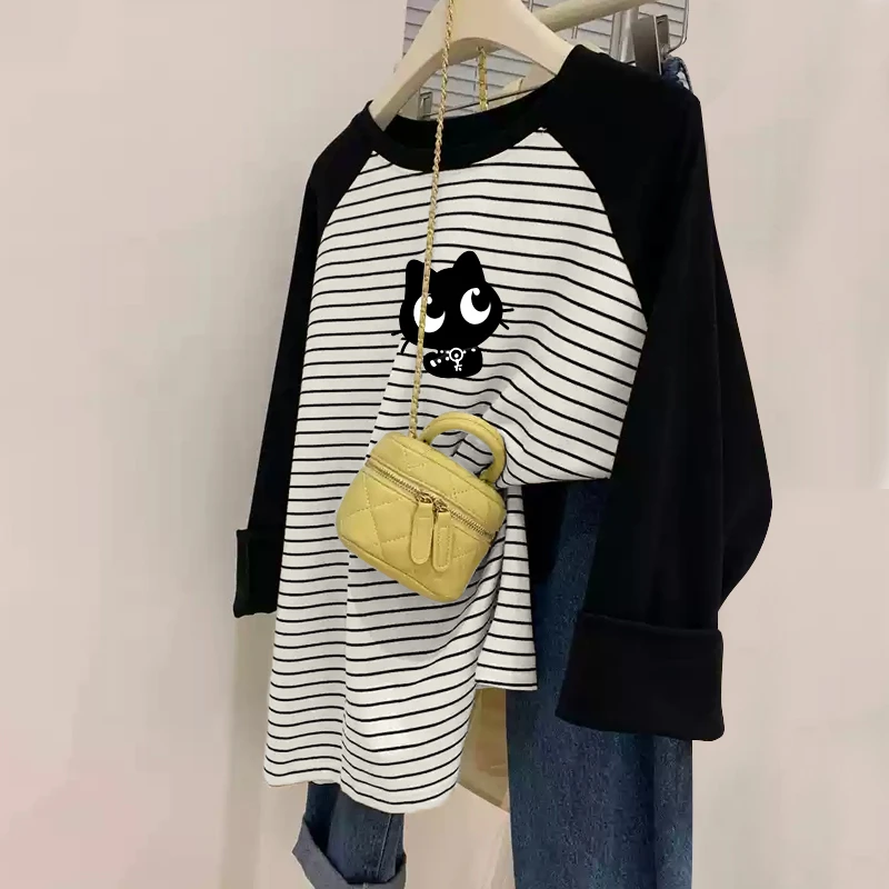 秋冬新款插肩长袖T恤女印花条纹长袖时尚百搭打底衫减龄德绒上衣