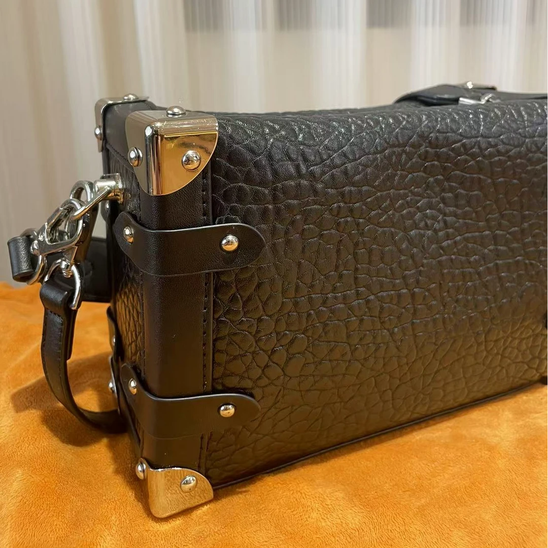 HIRMRIS手工真皮包银扣LX277 盒子荔枝纹露黑