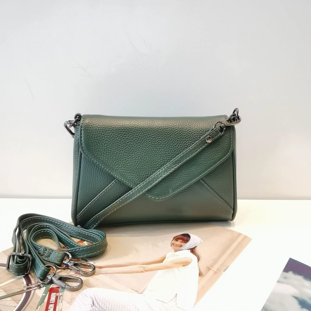 A19新款头层牛皮复古通勤波士顿包桶包女包单肩挎包盖头包8032