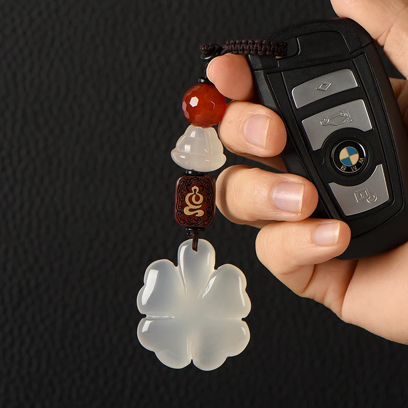 幼赞贝贝车钥匙挂件女款高档四叶草手机吊坠饰品时尚品牌锁匙扣男