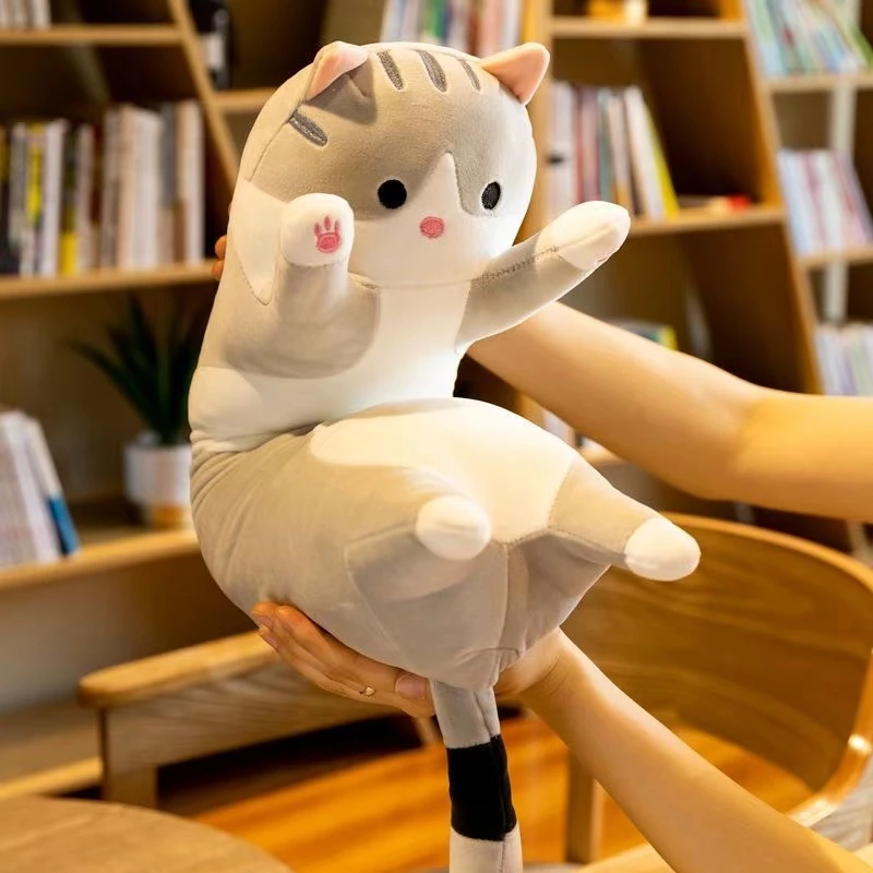 F灰色猫咪抱枕猫猫玩偶