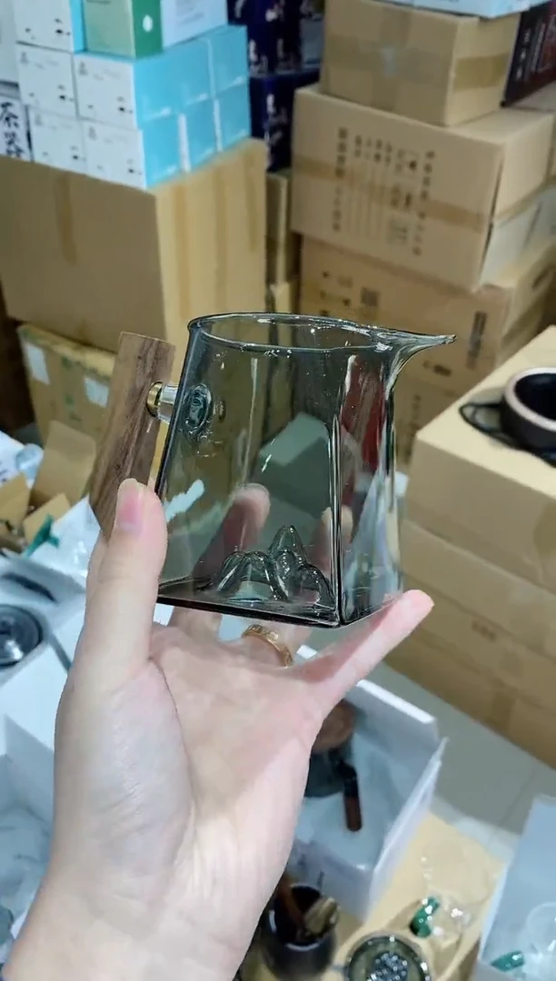 【闪购商品】瓷玻璃灰色观山公杯