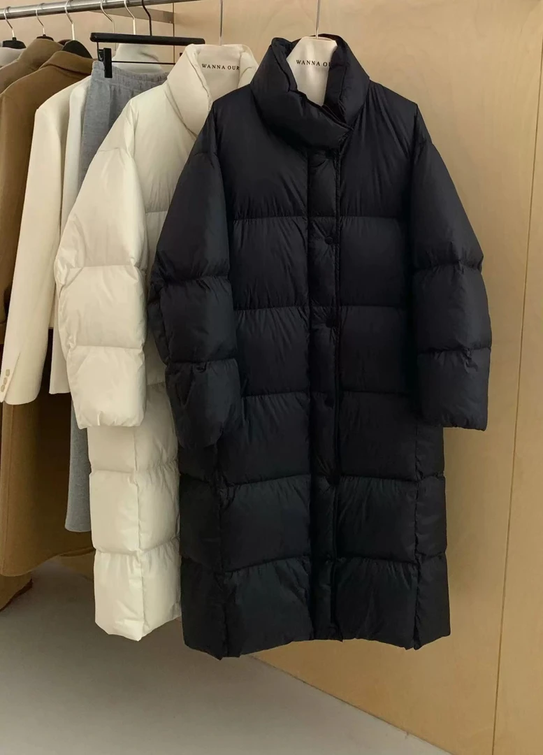 90白鸭绒简约时尚立领排扣过膝加厚款羽绒服超软超柔宽松好打理