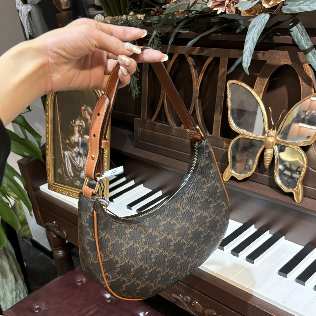 99新 Celine/思琳 ava bag 老花月牙腋下包