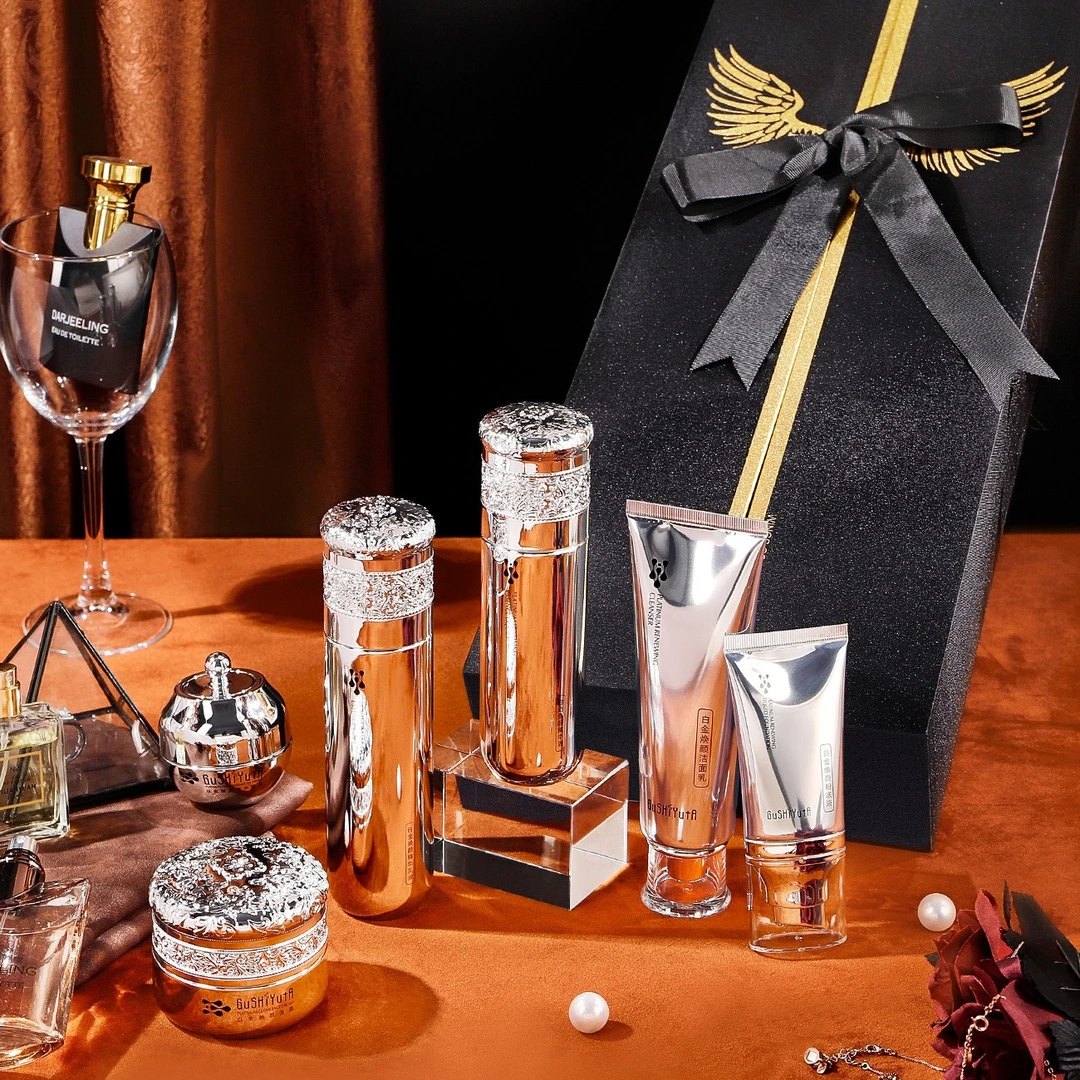 女神白金焕颜护肤6件套护肤品套盒面霜粉底液洁面乳精华乳液眼霜